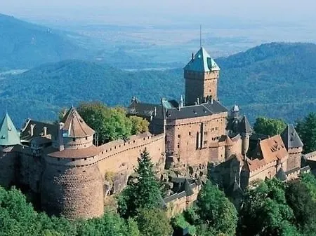 Hotel Du Koenigsbourg- Entre Vignes Et Chateau 3*