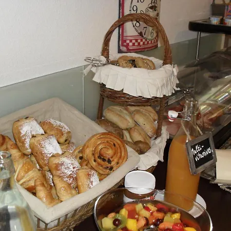 Du Koenigsbourg- Entre Vignes Et Chateau 3* Thannenkirch