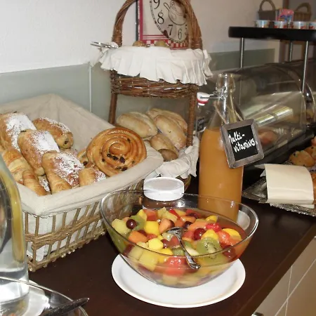 Hotell Du Koenigsbourg- Entre Vignes Et Chateau Thannenkirch