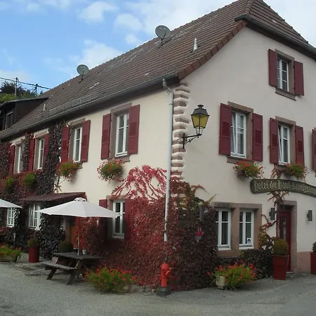 Du Koenigsbourg- Entre Vignes Et Chateau 3*